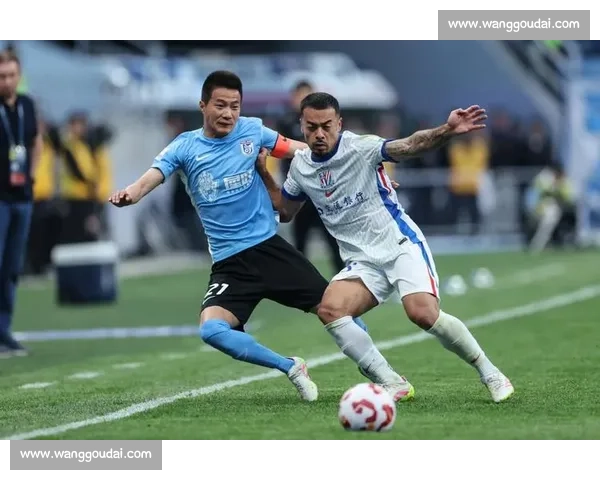 中超爆冷夜：榜首三强全不胜 海港优势剩 1 分 大连英博第 10 创历史